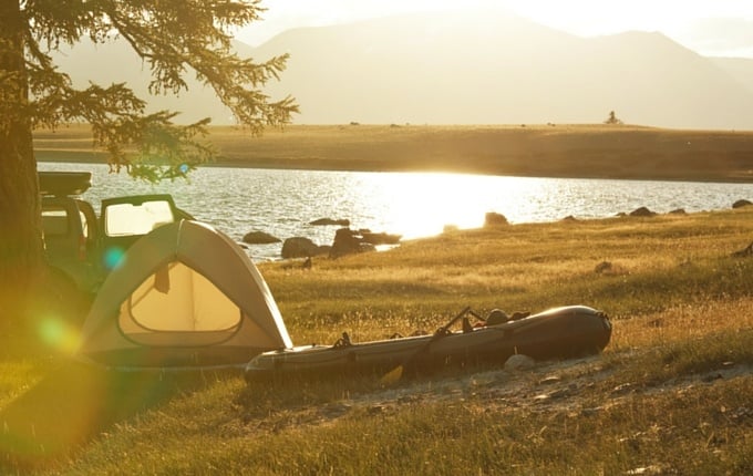 9 necessities for camping