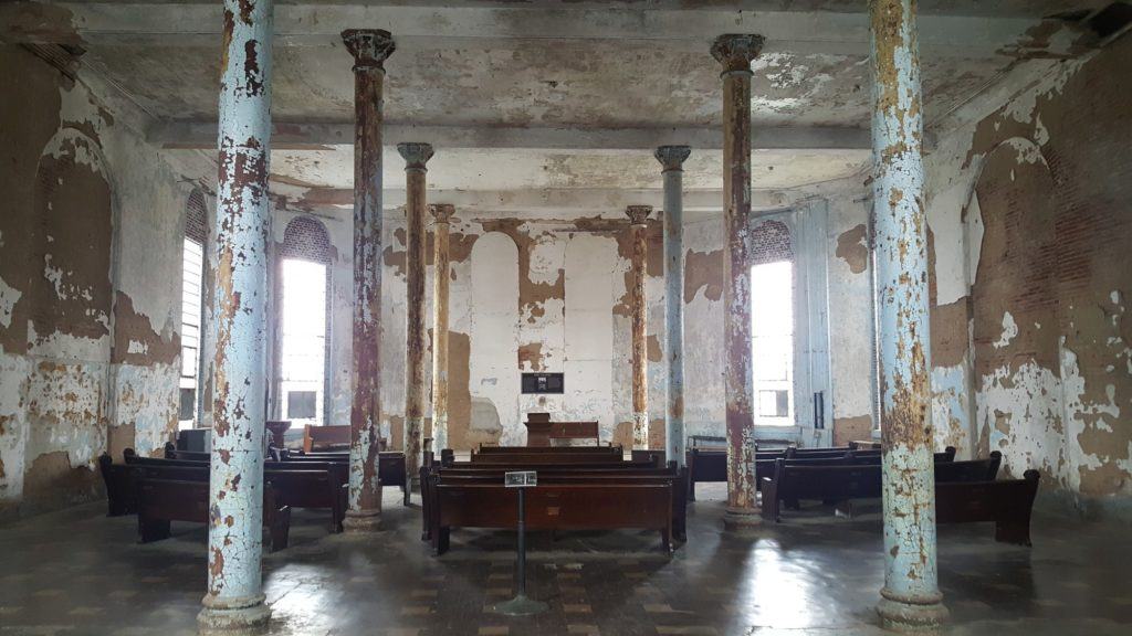 A Glimpse at the Creepy Interior of the Ohio State Reformatory in