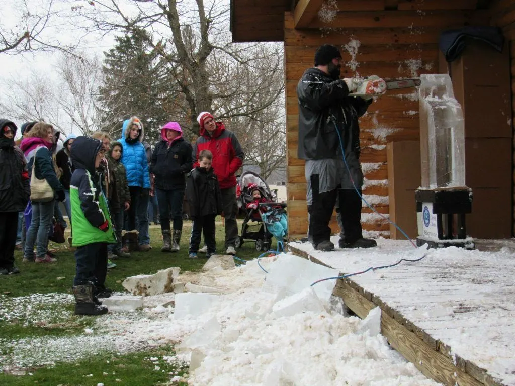Ice sculpting at Mohican Winterfest